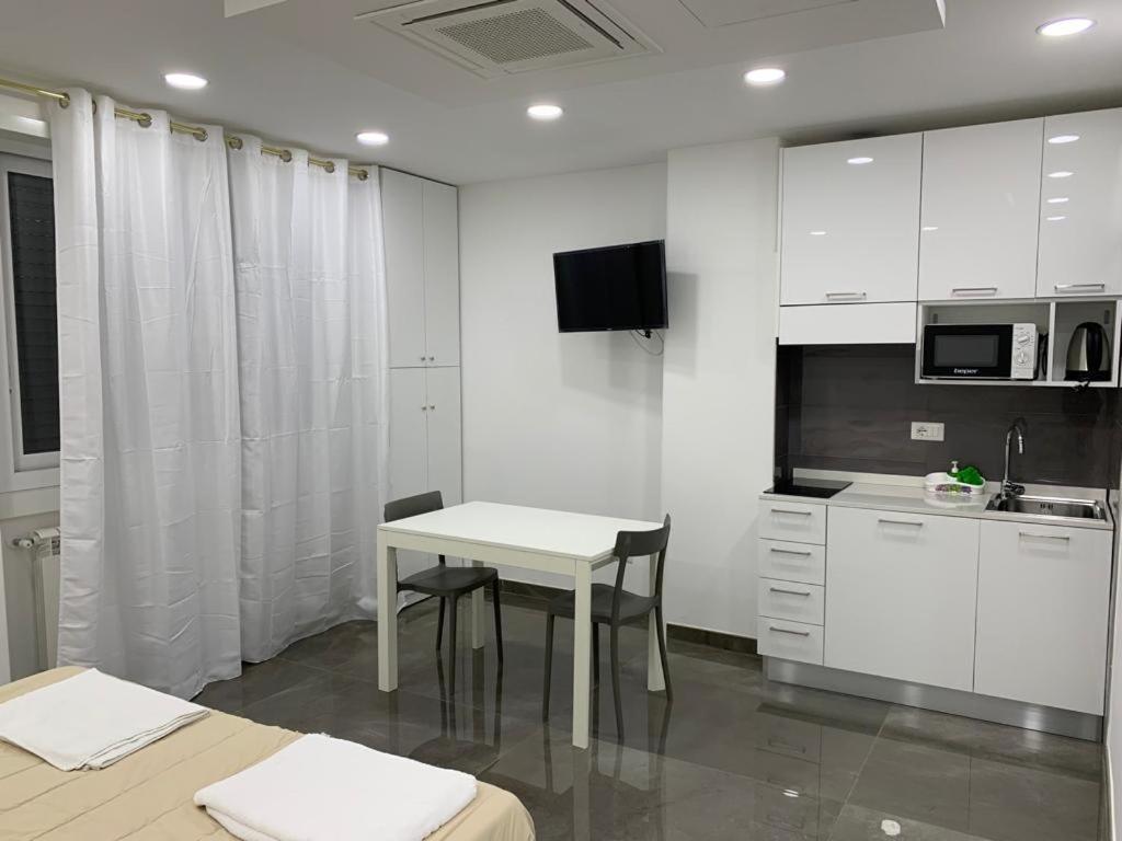 Mondo Suites Apartments Napoli Eksteriør bilde
